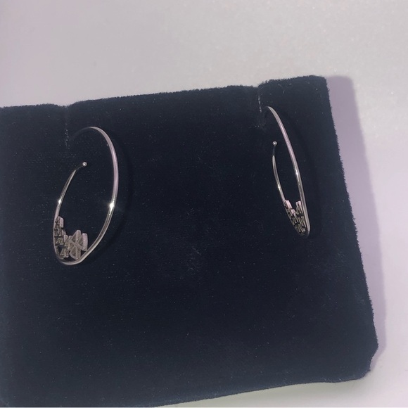 STERLING Silver Geometric Triangle Flower Threader Hoop Earrings 1.3” - Picture 4 of 8